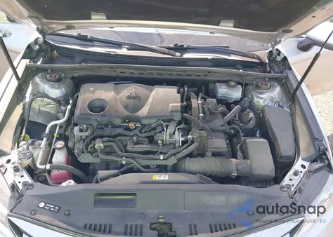 2020 Toyota Camry Le Hybrid z USA, uszkodzony, nr VIN 4T1C31AK6LU523123